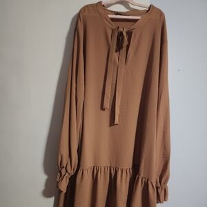 Boohoo plus ruffle hem smock dress size 20